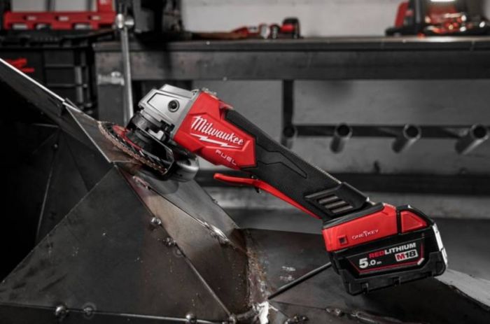 Кутошліфувальна машина 125мм MILWAUKEE M18 ONEFSAG 125XPDB-502X FUEL 4933478435