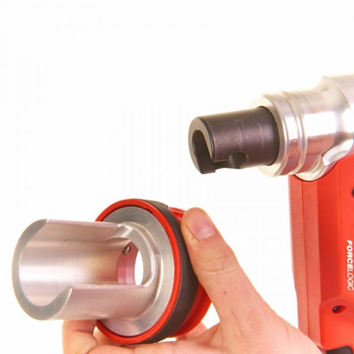 Гідравлічний пробійник для отворів FORCE LOGIC MILWAUKEE M18 HKP-201C 4933451202