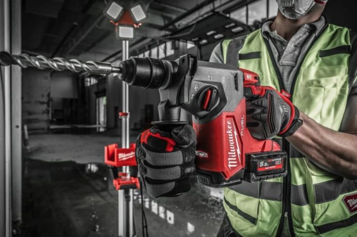 Перфоратор Milwaukee M18 FHX-0