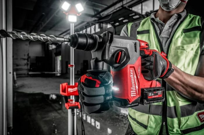 Перфоратор Milwaukee M18 FHX-0