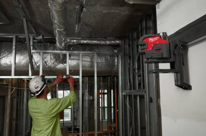 Акк. Лазерний нівелір 4 точковий M12 CLL4P-301C