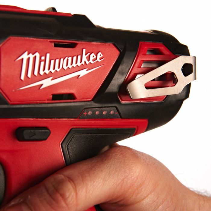 Акумуляторний ударний шуруповерт MILWAUKEE M12 BDD-0, 30Нм (2408-20) (без АКБ та ЗУ)