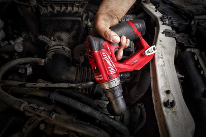 Дриль-шуруповерт акумуляторний MILWAUKEE, M12 FDDXKIT-202X, 34Нм( зар.пр.,2акум.Х2Аг,4насад.,HDкейс)