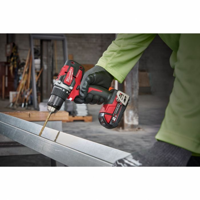 Дриль-шуруповерт акумуляторний MILWAUKEE, M18 CBLDD-0, 60Нм