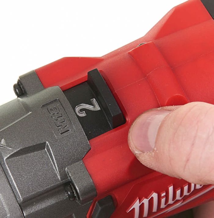 Дриль-шуруповерт акумуляторний MILWAUKEE, M18 FDD2-0X,135Нм, (HDкейс)