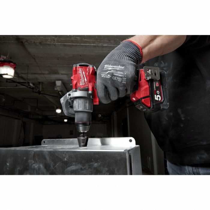 Дриль-шуруповерт акумуляторний MILWAUKEE, M18 FDD2-502X,135Нм (зарядний пристрій, 2 акум.Х 5Ач, HDкейс)