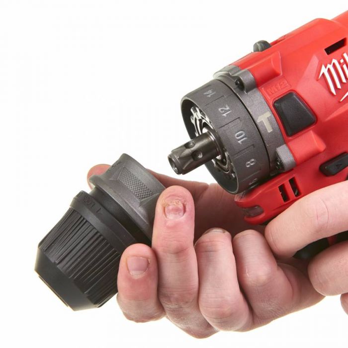 Дриль-шуруповерт із ударом акумуляторний MILWAUKEE, M12 FPDX-0, 37Нм; патрон FIXTEC