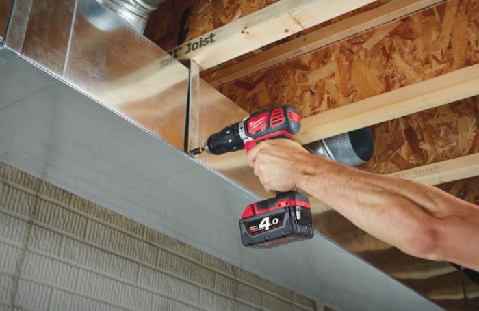 Дриль-шурупокрут з ударом акумуляторний MILWAUKEE, M18 BPD-0