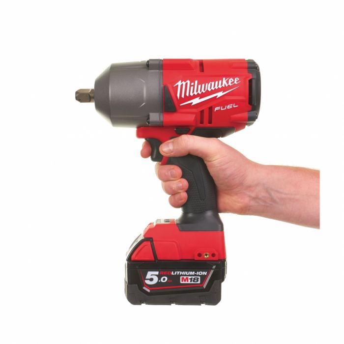 Гайкокрут акумуляторний 1/2" MILWAUKEE, M18 FHIWF12-502X, 1898Нм, (зарядний пристрій, 2 акум.Х 5Ач, HDкейс)