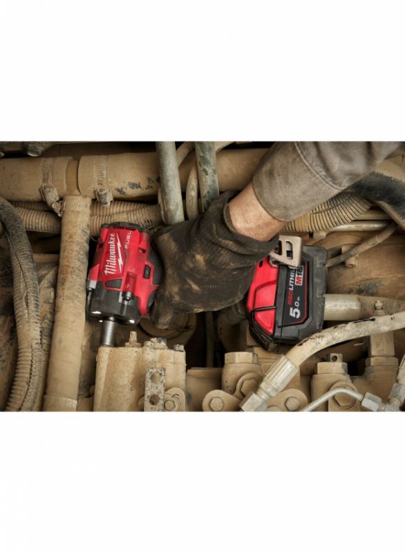 Гайкокрут акумуляторний 1/2" MILWAUKEE, M18 FIW2F12-502X, 339Нм ( зар.пристрій, 2акум.Х 5Ач, HD кейс)