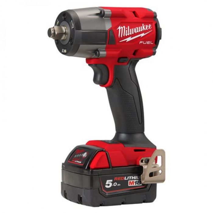 Гайкокрут акумуляторний 1/2" MILWAUKEE, M18 FMTIW2F12-502X, 881Нм ( зар.пристрій, 2акум.Х5Ач, HDкейс)