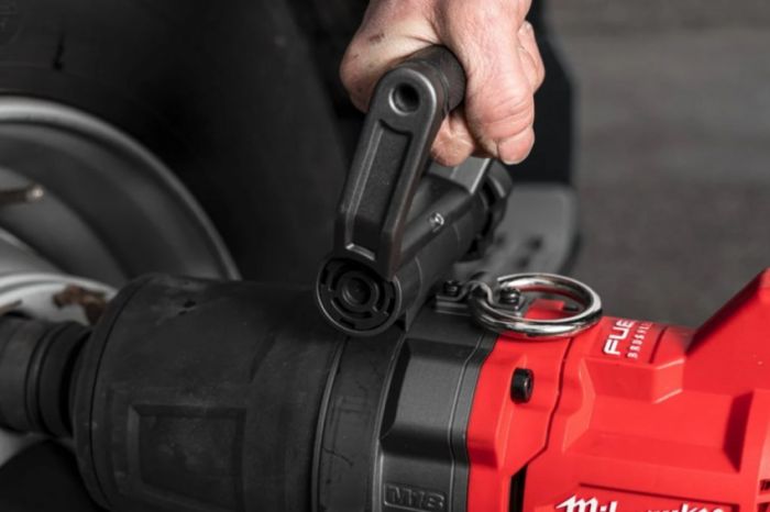 Гайкокрут акумуляторний 1" MILWAUKEE, M18 ONEFHIWF1DS-121C, 2711Нм (+зар.пристрій, 1акум.Х 12Аг,кейс