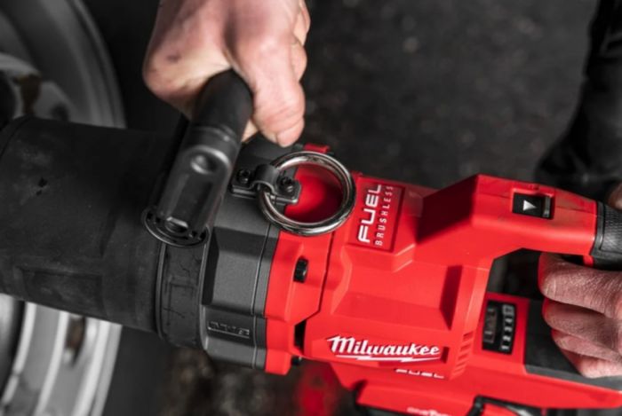 Гайкокрут акумуляторний 1" MILWAUKEE, M18 ONEFHIWF1DS-121C, 2711Нм (+зар.пристрій, 1акум.Х 12Аг,кейс