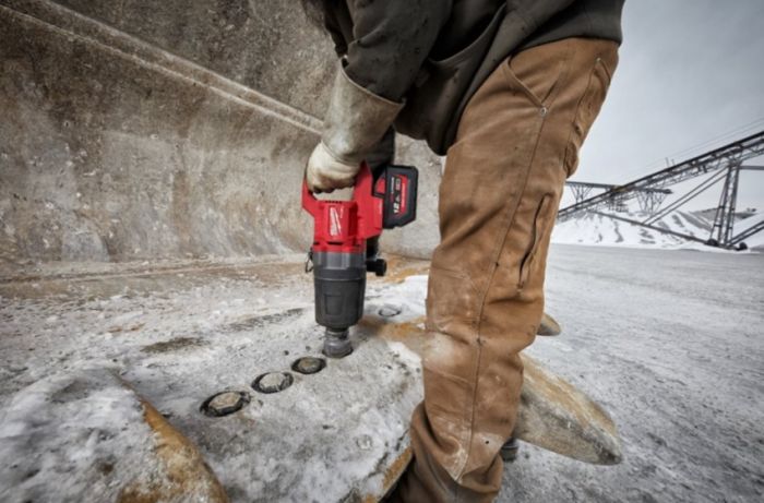 Гайкокрут акумуляторний 1" MILWAUKEE, M18 ONEFHIWF1DS-121C, 2711Нм (+зар.пристрій, 1акум.Х 12Аг,кейс