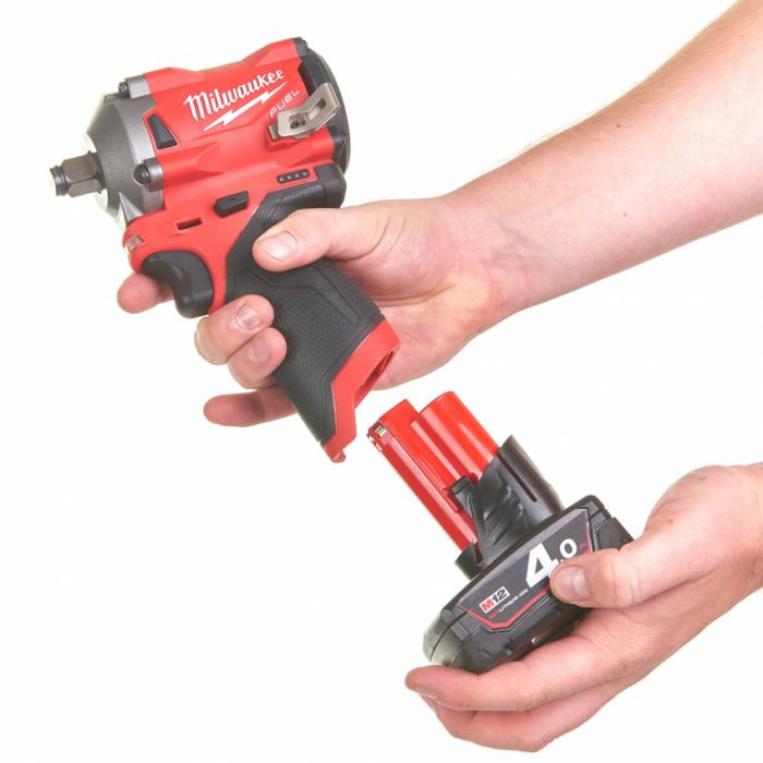 Гайковерт акумуляторний 1/2" MILWAUKEE, M12 FIWF12-422X, 339 Нм, (заряд. пристрій, 1 акум.Х 2Ач, 1 акум.Х 4Ач, HD кейс)