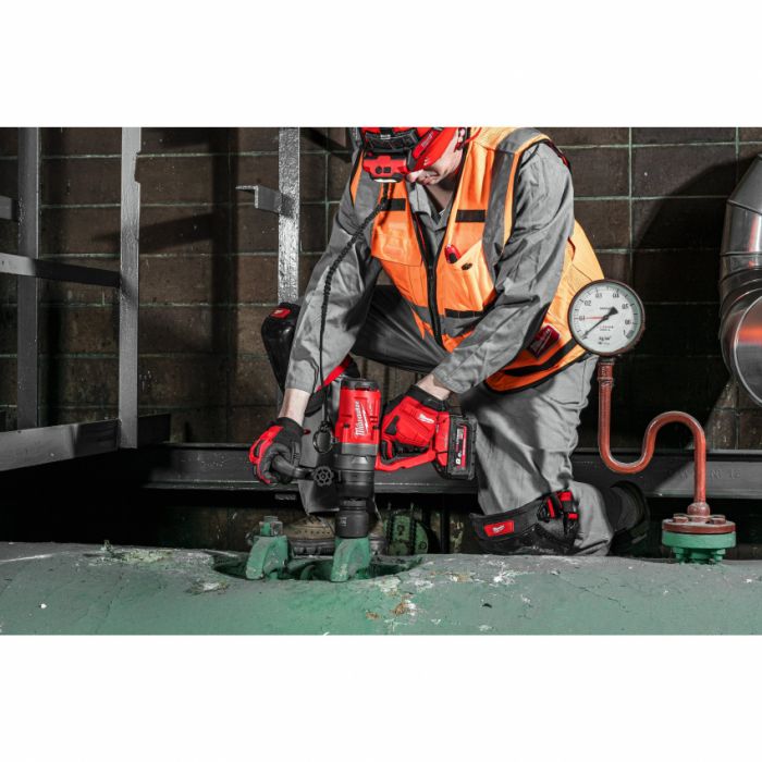 Гайковерт акумуляторний 1" MILWAUKEE, M18 ONEFHIWF1-802X, 2400Нм (зарядний пристрій, 2 акум.Х 8Ач, HDкейс)