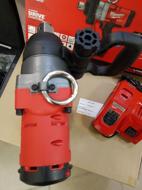 Гайковерт акумуляторний 1" MILWAUKEE, M18 ONEFHIWF1-802X, 2400Нм (зарядний пристрій, 2 акум.Х 8Ач, HDкейс)