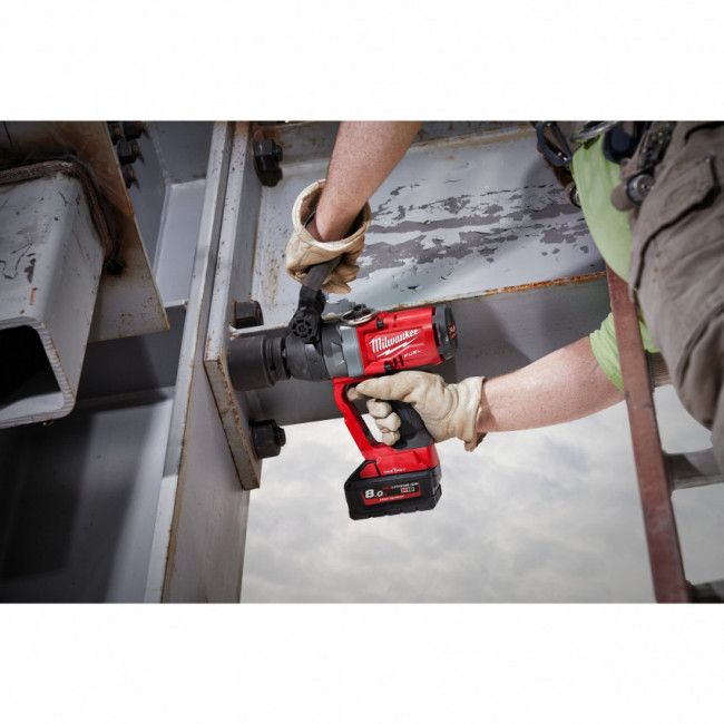 Гайковерт акумуляторний 1" MILWAUKEE, M18 ONEFHIWF1-802X, 2400Нм (зарядний пристрій, 2 акум.Х 8Ач, HDкейс)