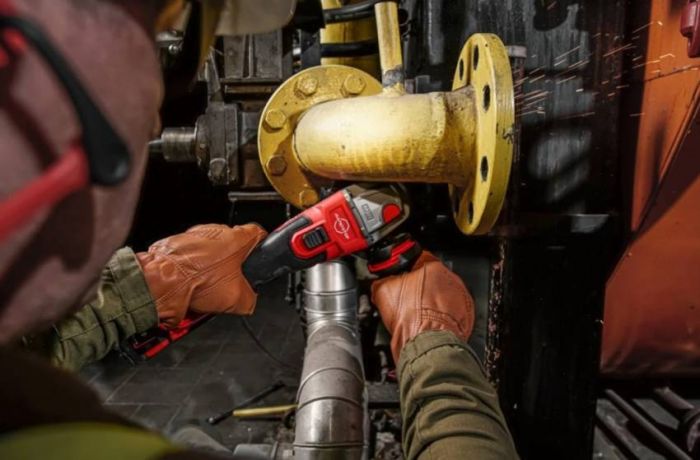 Кутошліфувальна машина 125мм MILWAUKEE M18 FSAG125XB-0X FUEL 4933478429