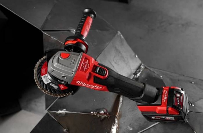 Кутошліфувальна машина 125мм MILWAUKEE M18 FSAG125XB-0X FUEL 4933478429