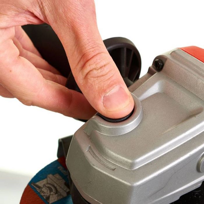 Кутошліфувальна машина MILWAUKEE 125 мм AG 13-125 XSPD 4933451577