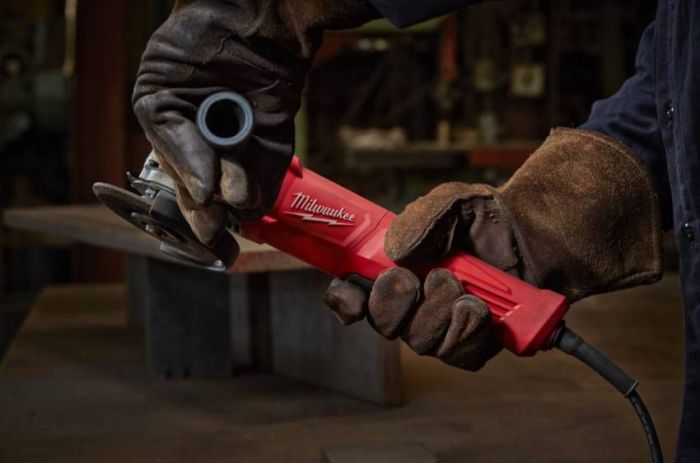 Кутошліфувальна машина MILWAUKEE 125 мм AG 13-125 XSPD 4933451577