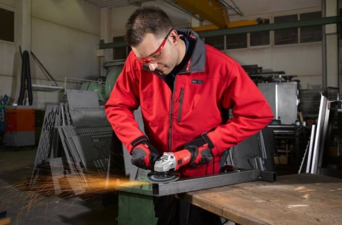 Кутошліфувальна машина Milwaukee AG 800-115 E 4933451210