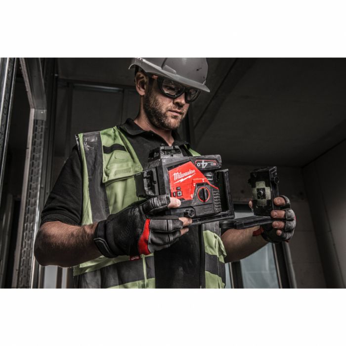 Лазерний 3D нівелір акумуляторний MILWAUKEE, M12 3PL-0C (кейс)