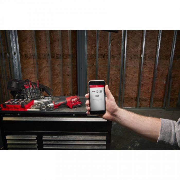 Обжимник гідравлічний акумуляторний MILWAUKEE M18 HCCT-201C ONE-KEY