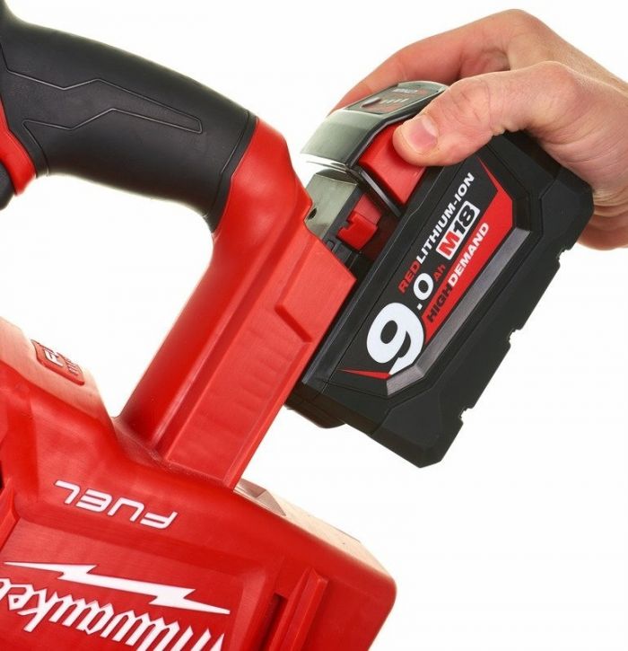 Перфоратор SDS-MAX акумуляторний MILWAUKEE, M18 CHM-902C, 6,1Дж (зарядний пристрій, 2 акум.X 9Ач, HDкейс) (акція)