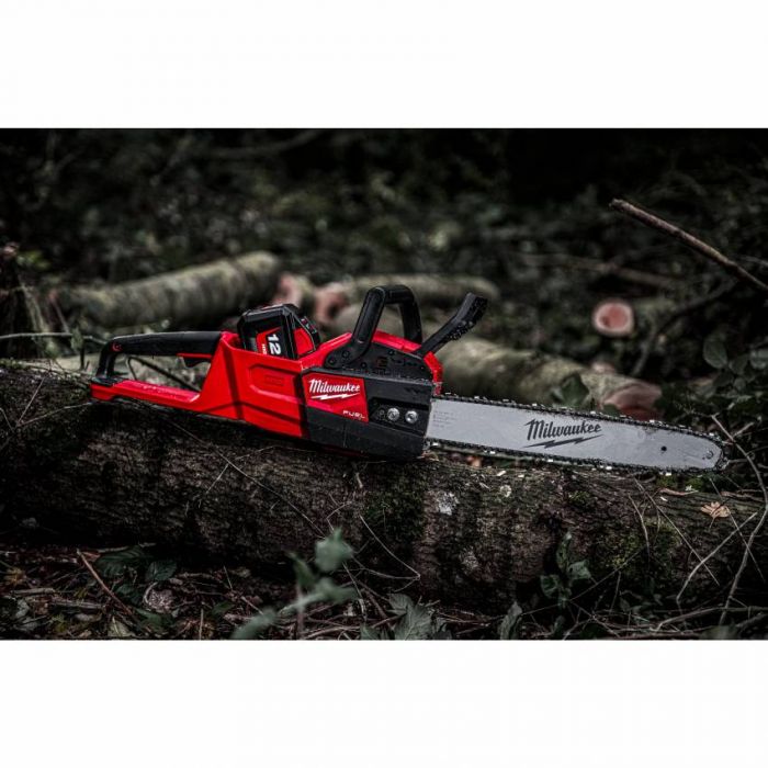 Пила ланцюгова акумуляторна MILWAUKEE, M18FCHS-121, 400 мм (зарядний пристрій, 1 акум.Х 12Ач)