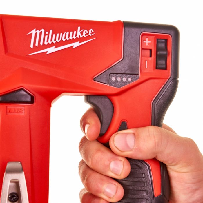 Степлер акумуляторний MILWAUKEE, M12 BST-0