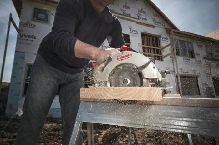 Циркулярна пилка M18 BLCS66-502X MILWAUKEE 4933464590