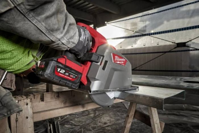 Циркулярна пилка по металу MILWAUKEE M18 FUEL FMCS66-0C 66мм 4933472110