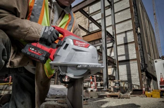 Циркулярна пилка по металу MILWAUKEE M18 FUEL FMCS66-0C 66мм 4933472110