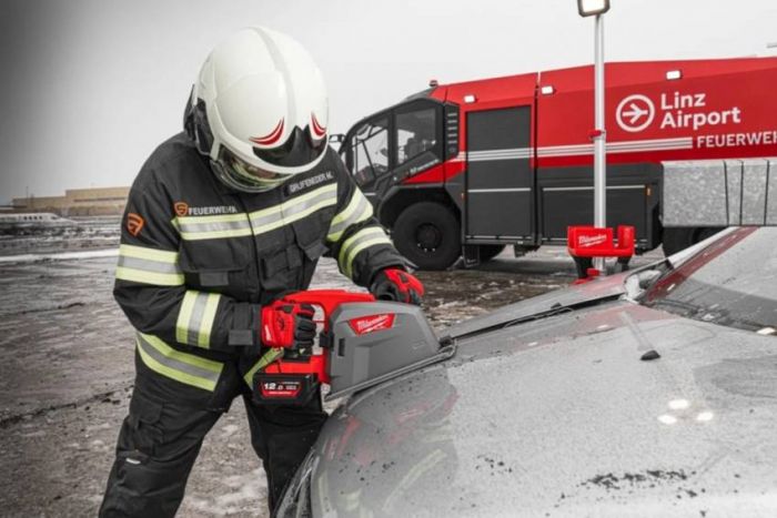 Циркулярна пилка по металу MILWAUKEE M18 FUEL FMCS66-0C 66мм 4933472110