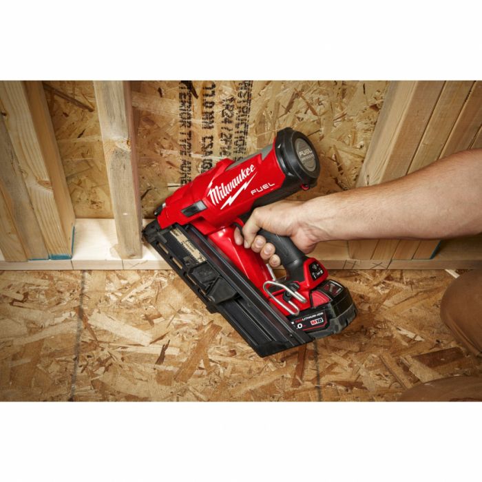 Цвяхів пістолет акумуляторний MILWAUKEE, M18 FFN-0C, 50/90мм (кейс)